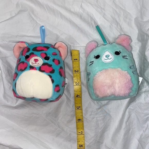 Squishmallows Ornament Set: Chelsea (leopard) & Corinna (cat). Size: 4 inches. - Picture 13 of 13